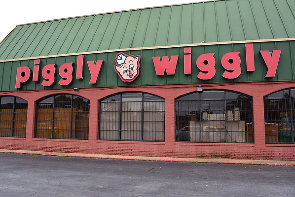 PIGGLY WIGGLY EAST POINT