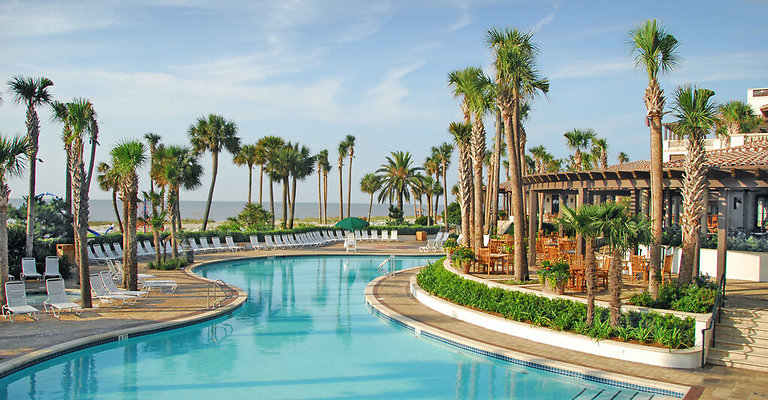 6 - beach club, pool